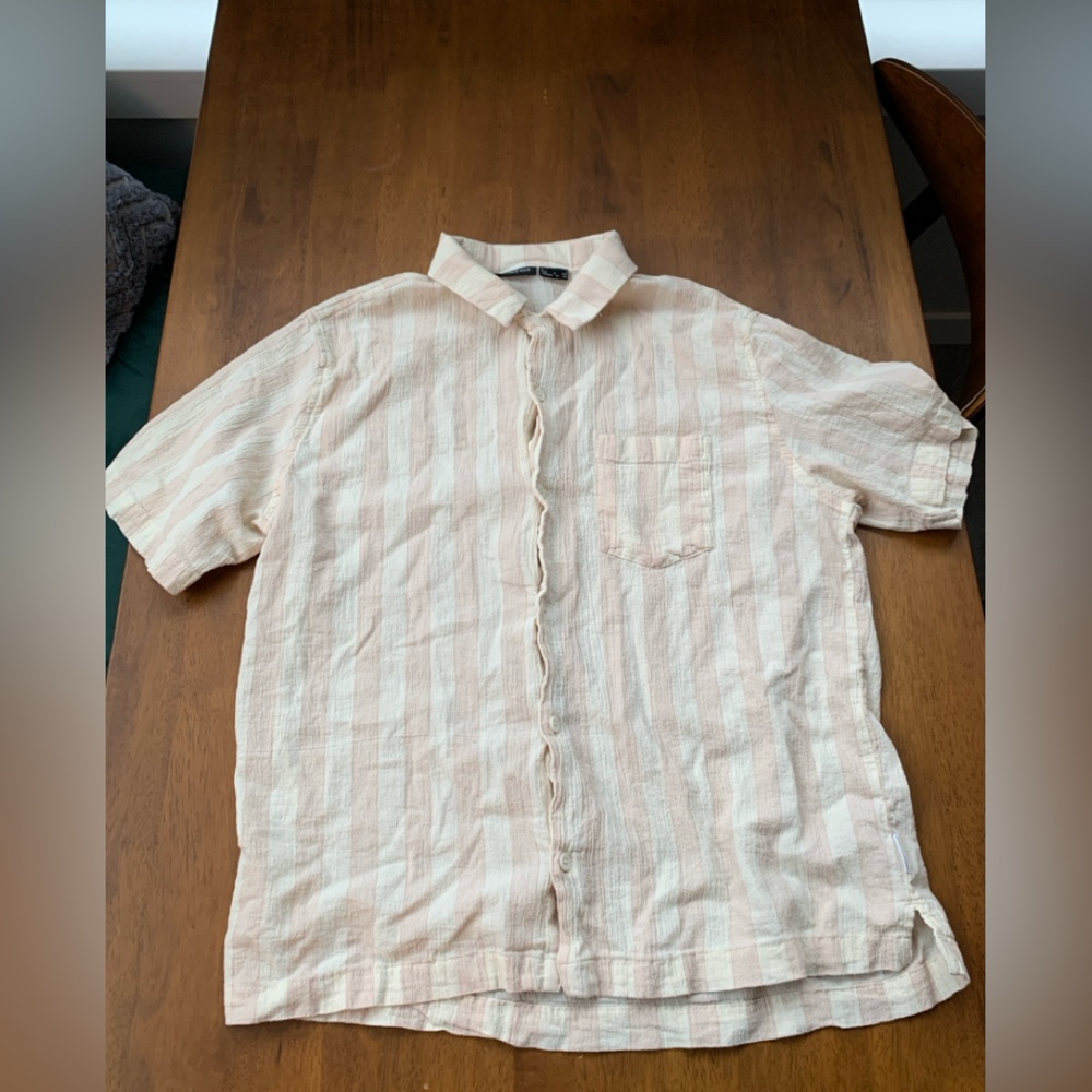 Standard Cloth - resort style button up short sleeve shirt - medium